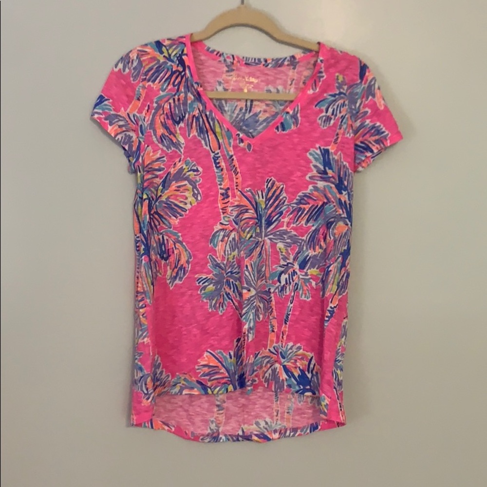 Lilly Pulitzer Etta Vneck Printed T-shirt size XS